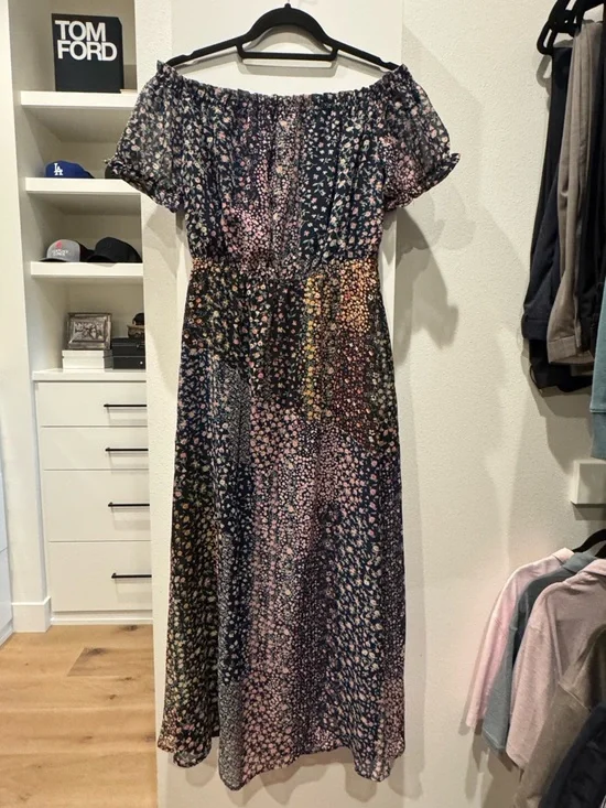 Lulu's Neva Blur Floral Print Off-Shoulder Maxi Dress - Picture 6 of 6